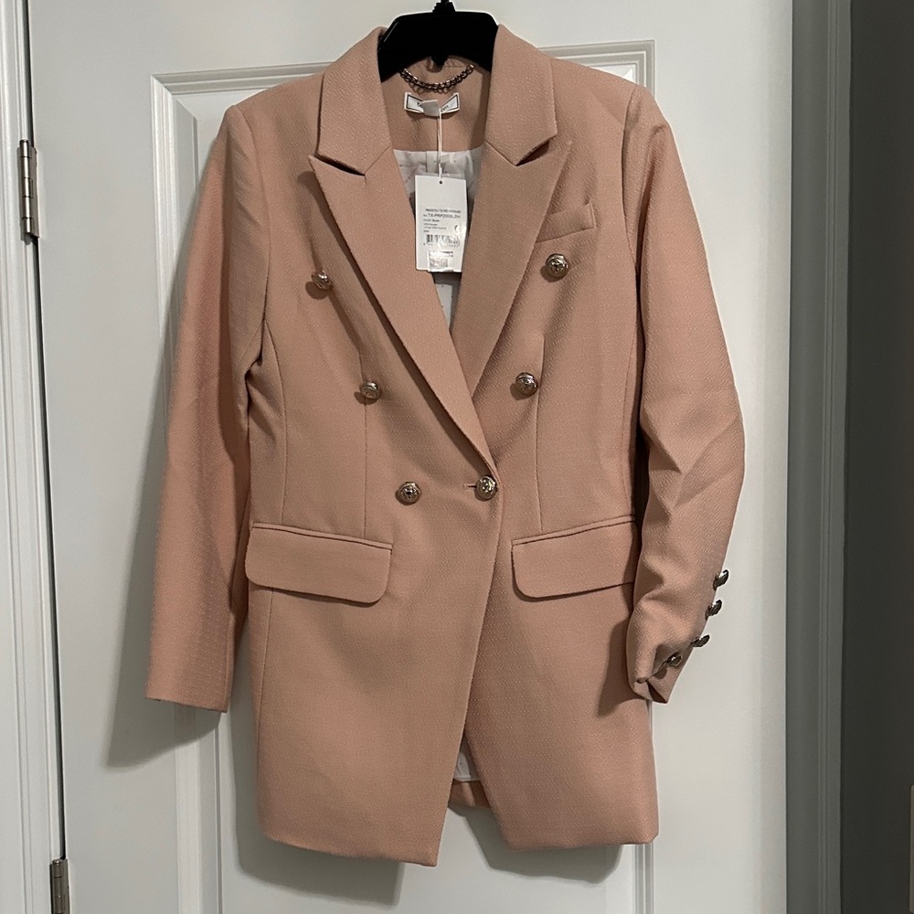 Chic Double-Breasted Blazer in Blush